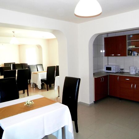 City Comfort Villa Boekarest Buitenkant foto