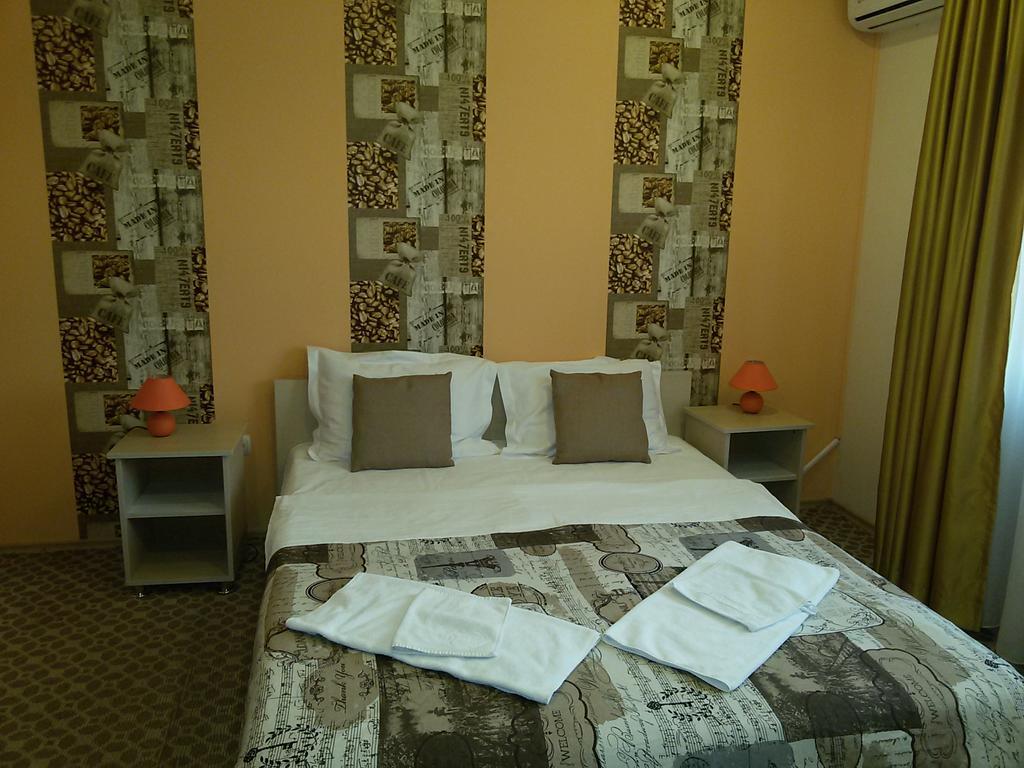 City Comfort Villa Boekarest Buitenkant foto