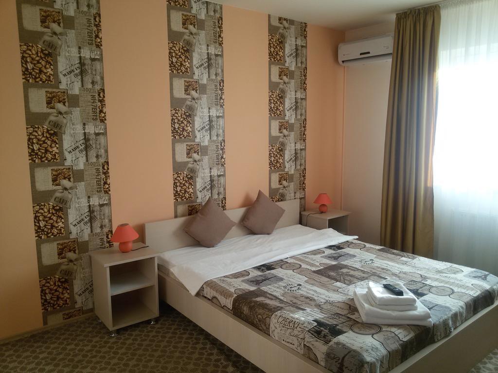 City Comfort Villa Boekarest Kamer foto