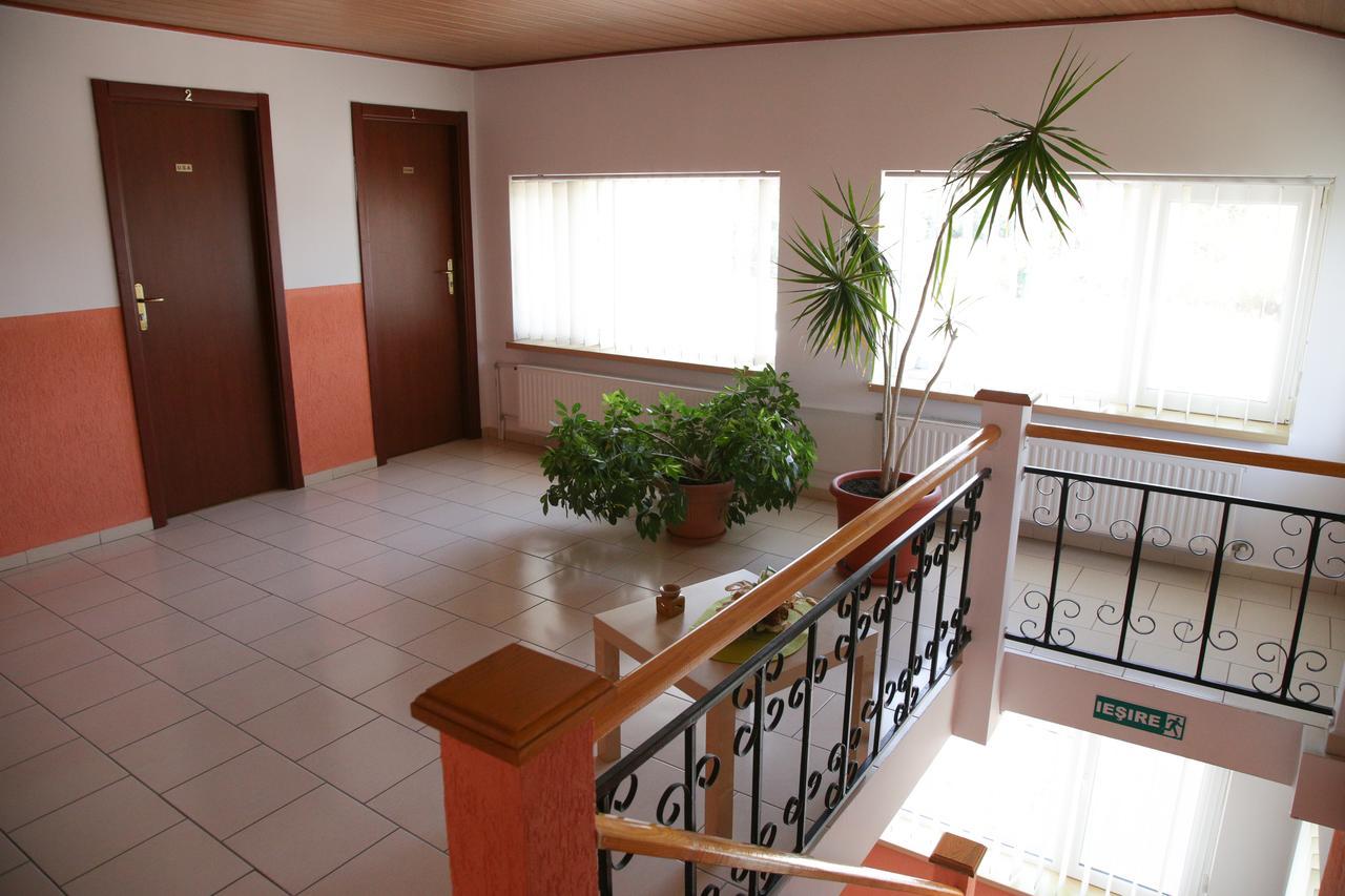 City Comfort Villa Boekarest Buitenkant foto