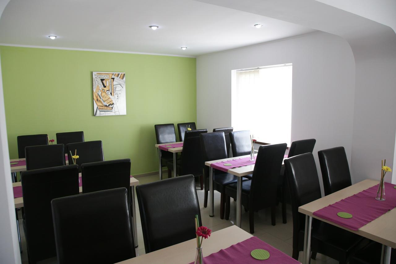 City Comfort Villa Boekarest Buitenkant foto