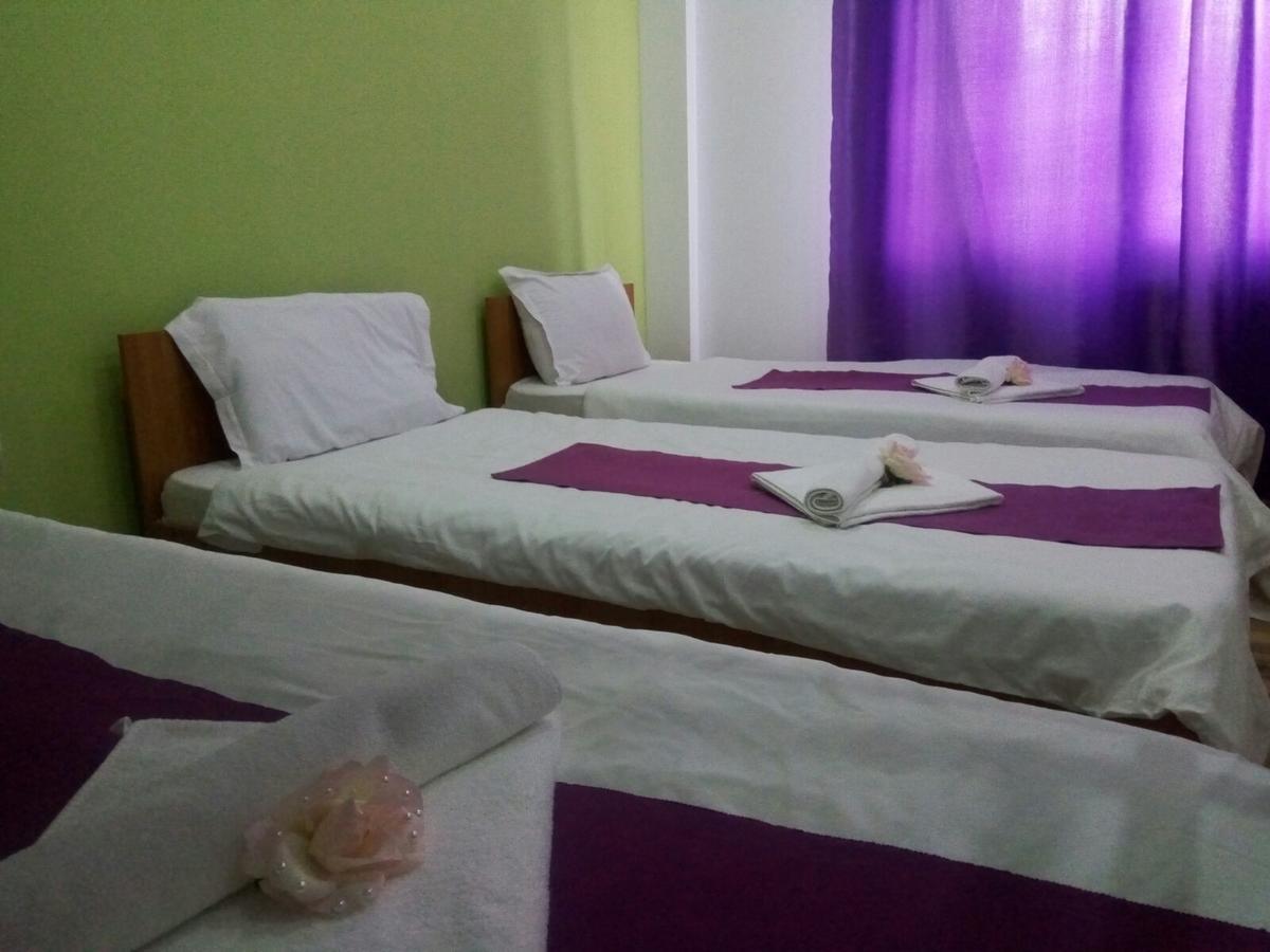 City Comfort Villa Boekarest Buitenkant foto