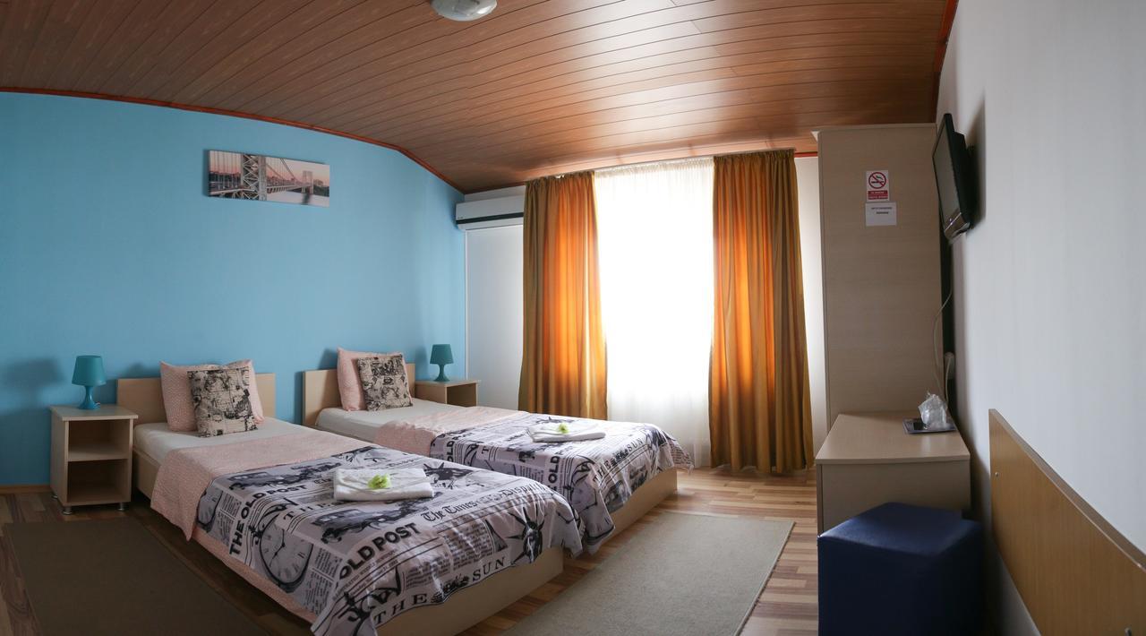 City Comfort Villa Boekarest Buitenkant foto